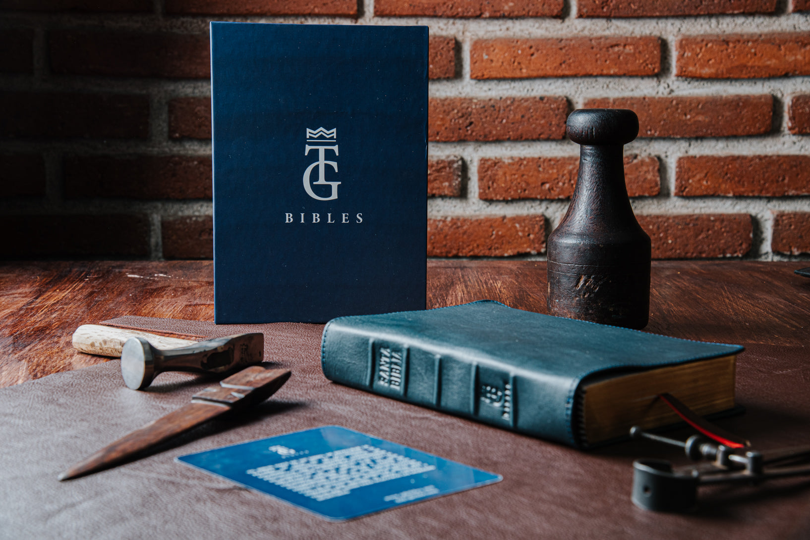 Personal Size 5 Solas Bible